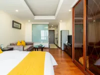 Beier Hotel (Qingdao May Fourth Square Vientiane City Branch) Hotel dekat Pantai Qingdao