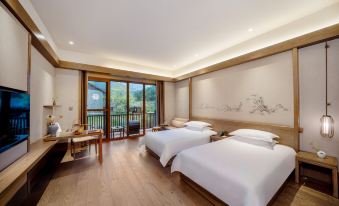 Julong Guniujiang Resort