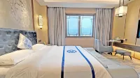 Tai 'an Moyu Porcelain Pleasant Art Hotel (Taishan Peach Blossom Valley Mountain Entrance Store) - Balkoner
