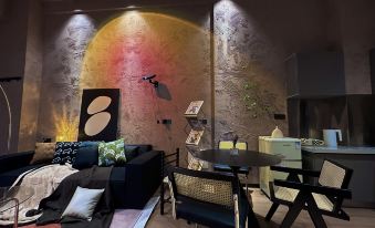 GS High-altitude Designer Self-service Homestay (Jianshe North Road Subway Station)