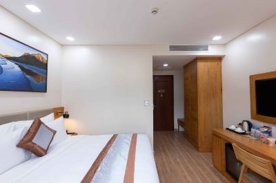 Deluxe Double Room With Mountain View