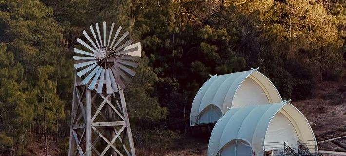 Thirteen Degree Wind Four Seasons Tent Camp Hotels in Yunlong