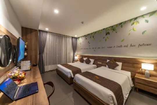 THANH LONG HOTEL - TRA KHUC Отели рядом с Аэропорт Таншоннят