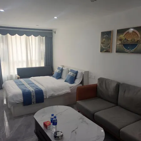 Sihui Lush Apartment
