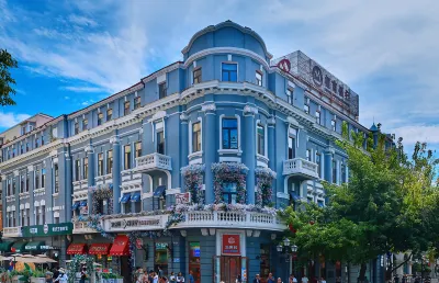 Aidiemu Russian Theme Hotel