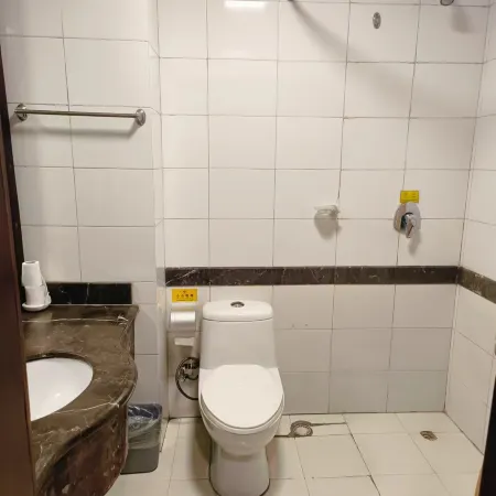 Yanqi Hotel