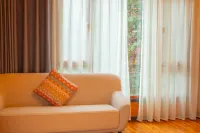 MounTours Resort Hotels in Lianshan