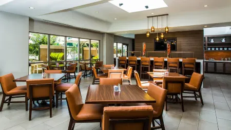 Hyatt House Santa Clara Отели рядом с достопримечательностью «Калифорниас Грэйт Америка»