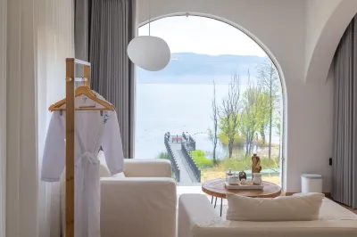 Yating Aegean Seaview Homestay (s Bay Ecological Corridor) Hotels near Xiabopeng Village