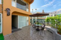 Slow Time Xiaozhu Homestay(Zhongshan Road Ferry Terminal Store)  호텔