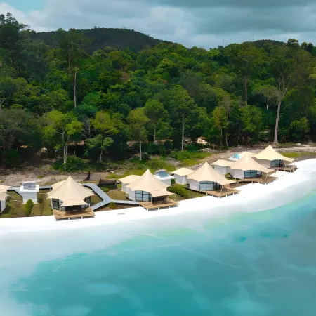 Kiki Beach Island Resort