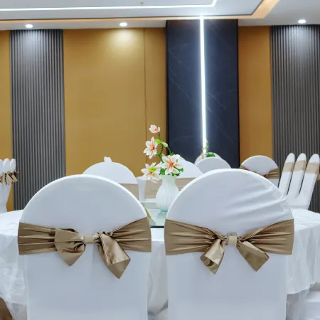 Yajiang County Yudu Hotel