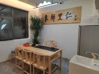 Liangyi Hostel by Luoyang’s Liren Alley