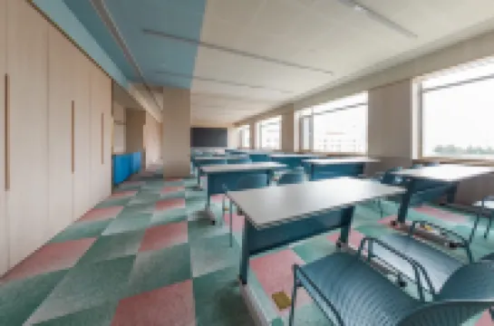 โรงแรม HanTing (สถานีรถไฟเวยไห่)