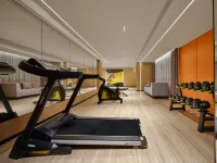 Pearl Hotel (Zhuhai Gongbei Port Couples Middle Road Branch)