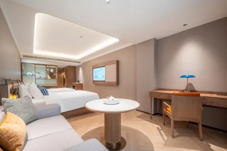 Zety Hotel (Weihai High Speed Rail Station Store) Отели рядом с достопримечательностью «Weihai Science and Technology Museum»