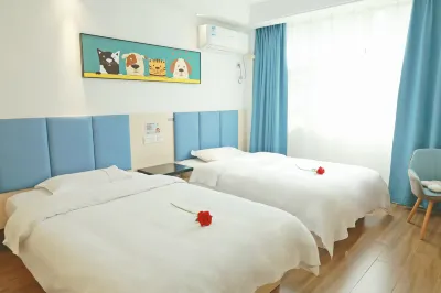 Delicacy and Warm·Gardenia Blossom Hotel (Xiantao Fuxing City No.1 High School)