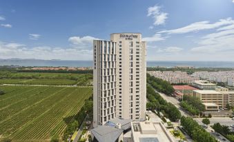 DoubleTree by Hilton Yantai Golden Coast Hotels & Suites