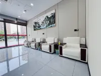 Wang's Courtyard Inn