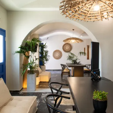 The Noverian Bios Santorini