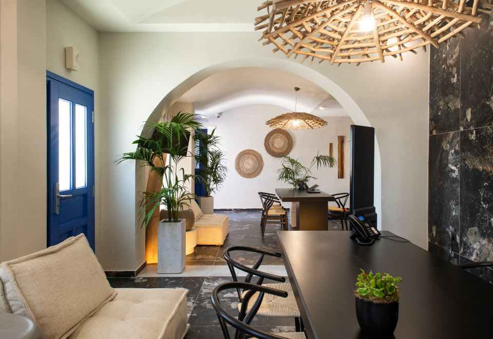 노베리안 비오스 산토리니 야외 전경