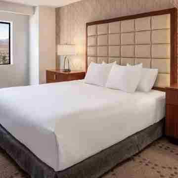 Harrah’s Laughlin - A Caesars Rewards Destination Rooms