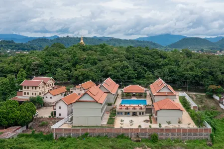 LAN XIANG BOUTIQUE HOTEL Отели рядом с достопримечательностью «Ват Сиенгтхонг»