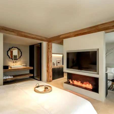 Shangri-La LAN YU plateau section hotel(DUKEZONG Old Town) Отели рядом с Аэропорт Дикинг