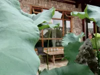 Xiaolonghe Hotel (Yangshuo Yulonghe Scenic Area)