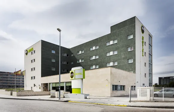 馬德里機場T1 T2 T3客運大樓B&B酒店