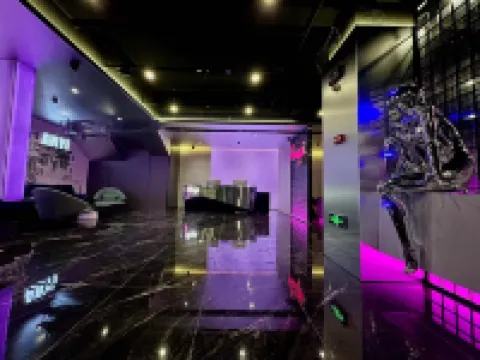 安頤X飯店（珠海拱北口岸夏灣夜市店）