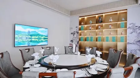 Lishe lives in seclusion Отели в г. Фушань