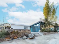 Floral ·Zhuoyuan Shanju Inn（ Mount Tai Hongmen shanshankou store） Отели рядом с достопримечательностью «Новый Таймс Торговый Бюллетень (Бао Лонг)»