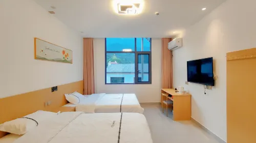 Lushan Zhuyun Homestay (Guizong Yulian Spring)