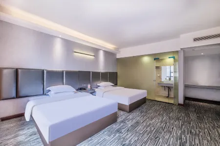 Fuyang Youyou Express Hotel (High-speed Railway Station) Отели рядом с достопримечательностью «Shaoyang University (Southeast to Shaoyang Bureau of Commerce)»