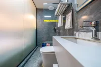 Chengdu Bimanting Hotel (Baiguolin Metro Station, Broad and Narrow Alley) Hotels near Baiguolin Station