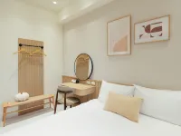 Sun Sui B&B Hotels near Artemis Garden