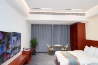 Zhangzhou Zhongyuan Homestay (Baimajing High-speed Railway Station)