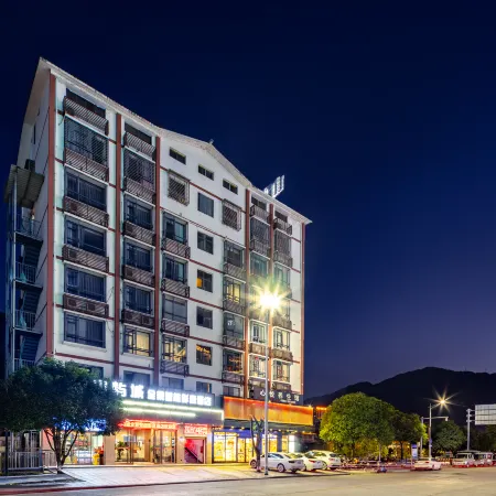 Shanyu City · Panoramic Intelligent Audio-visual Hotel (Guilin Longsheng Bus Station Store