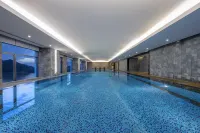 Crowne Plaza Yichang by IHG (Sanxia Tourist Center) - 5-نجوم