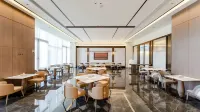 Starway Hotel (Nanyang Jiangying Airport)