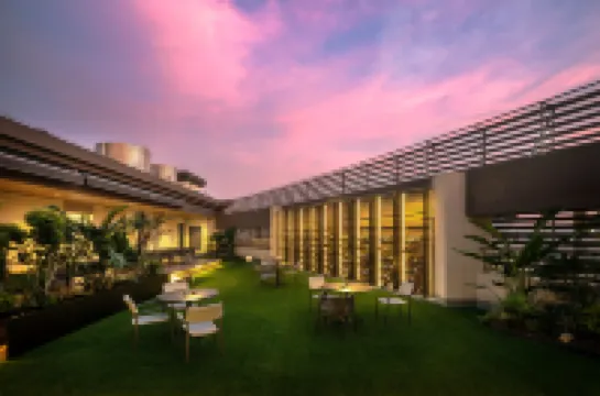 深圳嘉朵GLaDoRe飯店（寶安店） 天虹商場(松崗店)附近的飯店