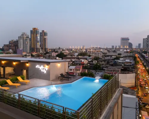 Lumen Bangkok Udomsuk Station Hotels near BITEC Bang Na