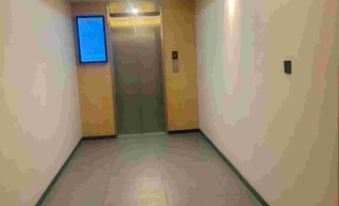 HanTing Hotel (Shanghai Baogang Yueluo Highway)