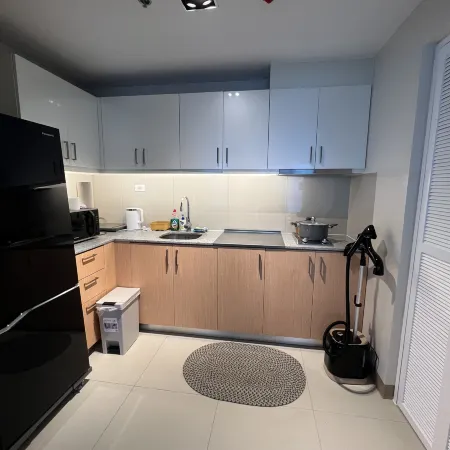 Luxury 1 Bedroom Manila BaySunset Airports Okada Solaire MOA with Parking