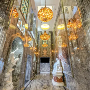 A.C. Art Museum Hotel