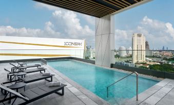 Hilton Garden Inn Bangkok Riverside