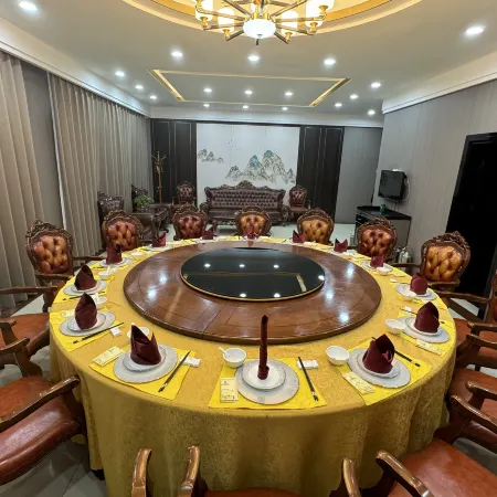 Shangcheng Jinxiu Hotel