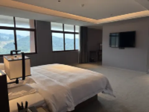 DONGXIANG LN DONGFANG HOTEL Hotels in Congjiang