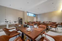 Yinshanju Hotel